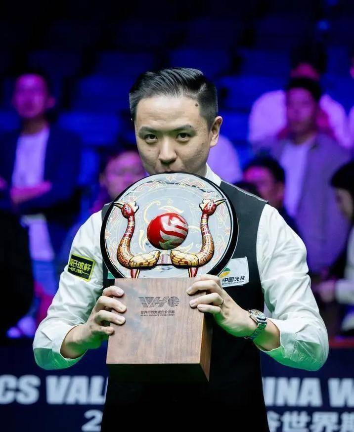 看威尔逊好, 斯诺克不只, 个脚印的 看威尔逊好, 斯诺克不只, 个脚印的