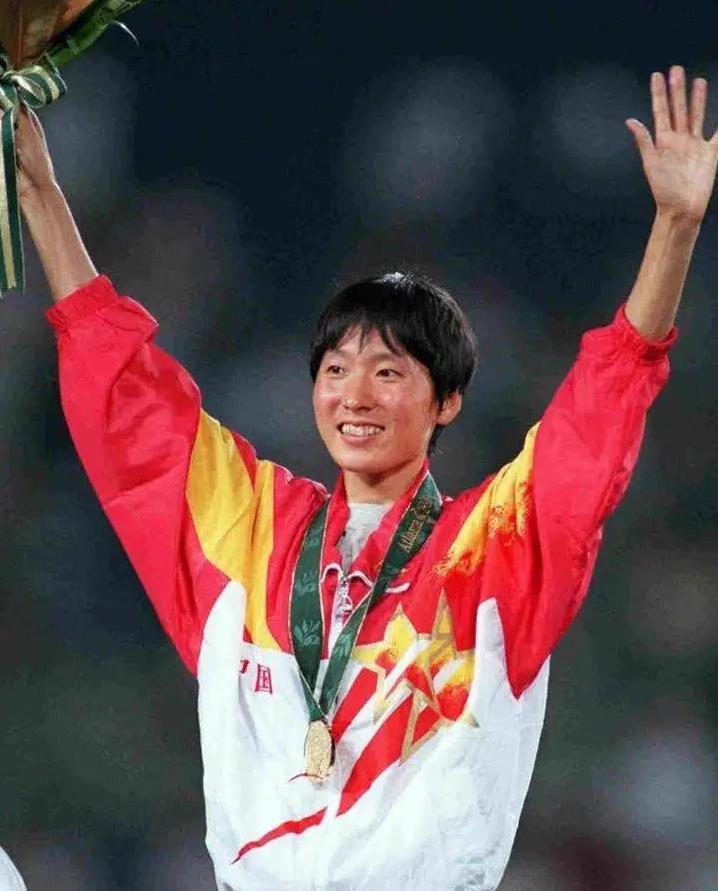 靠着不服输 靠着不服输