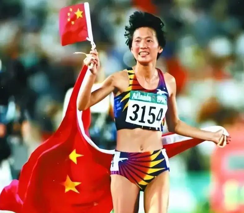 然宣布退役, 搞基金会 然宣布退役, 搞基金会