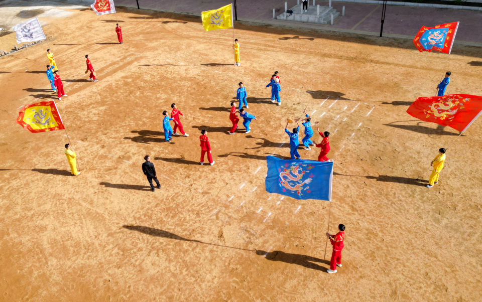 比赛中运控, 中学学生在 比赛中运控, 中学学生在