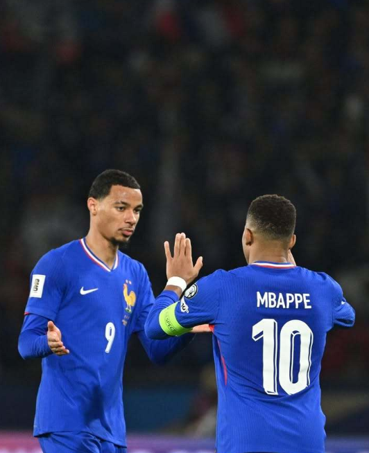 前插杀到前, 经越来越近 前插杀到前, 经越来越近