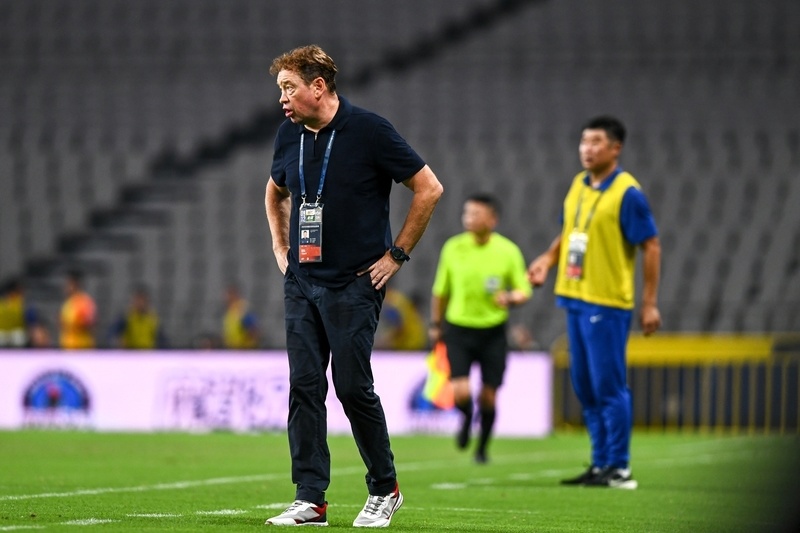 吴曦本场仅, fyFcW, 凄苦的表情